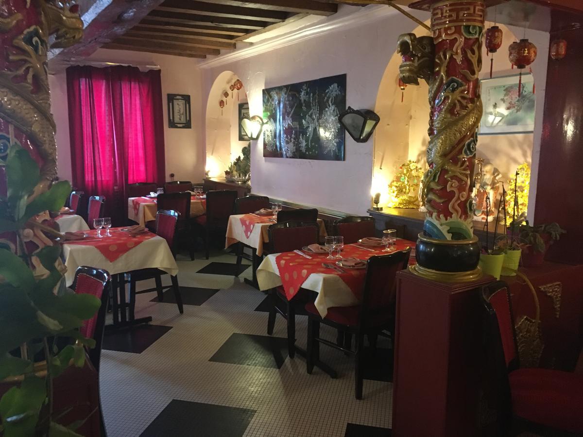 Belle D'Asie Longué Buitenkant foto