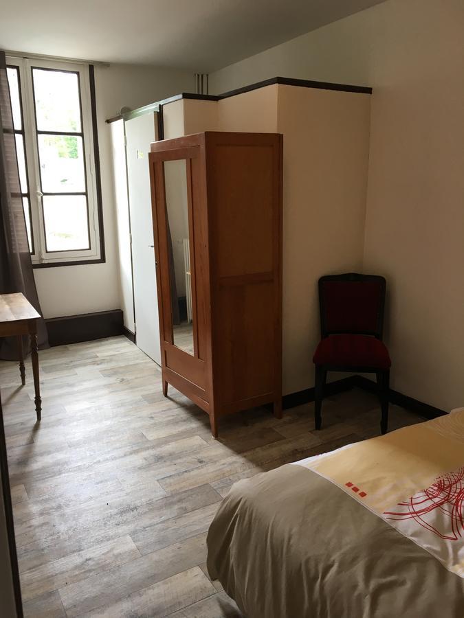 Belle D'Asie Longué Buitenkant foto